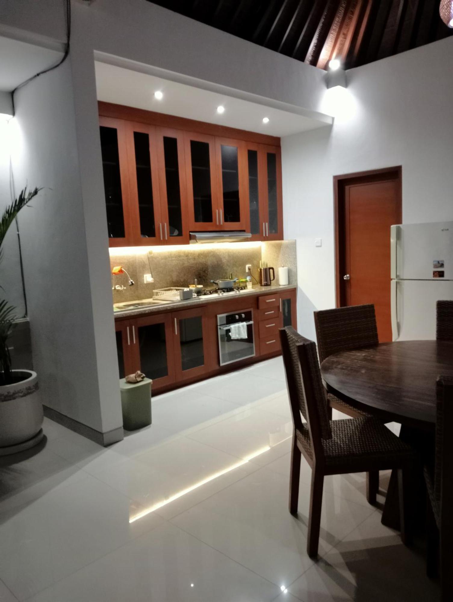 Pondok Indah Villa Ujung Экстерьер фото