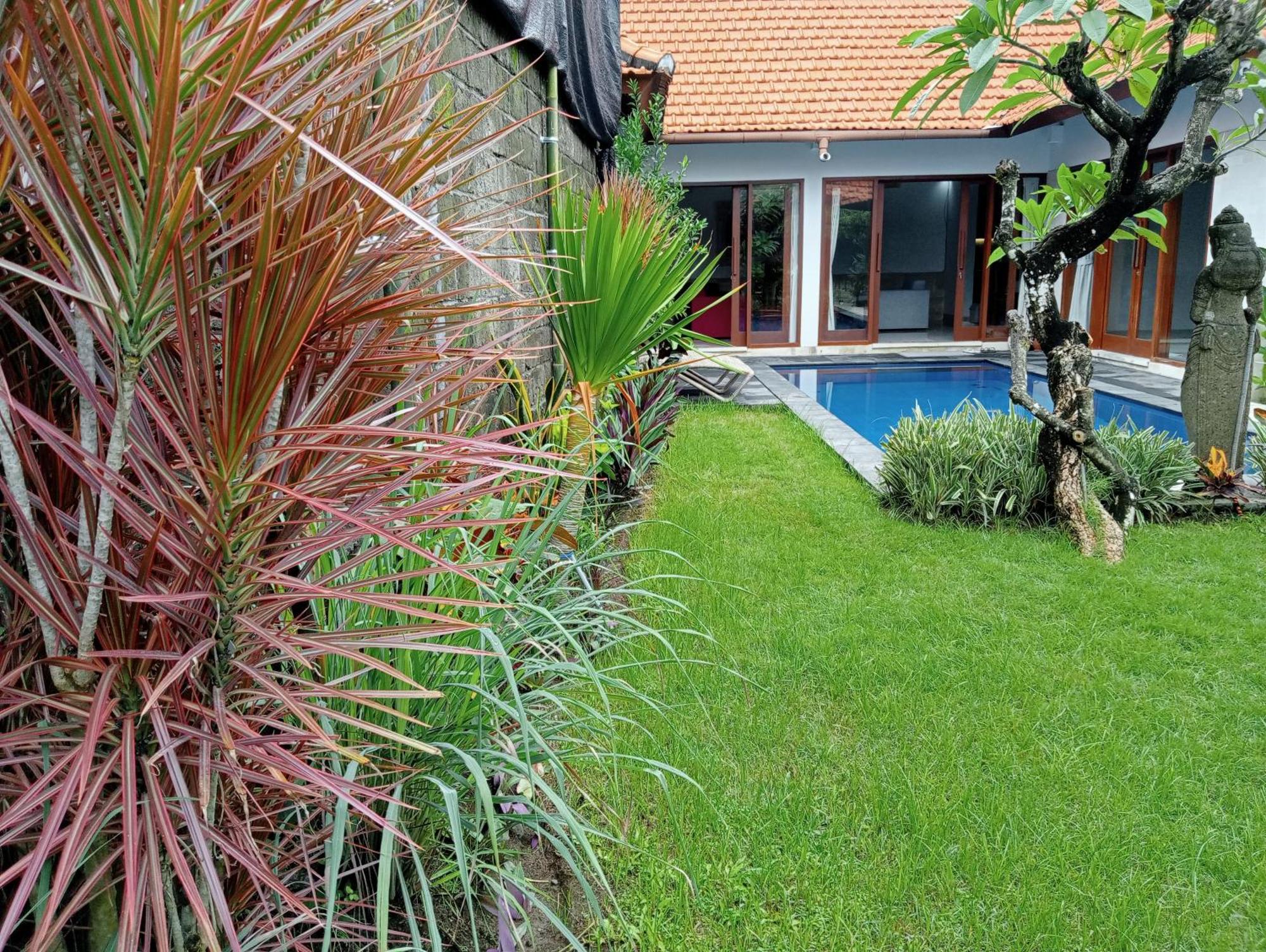 Pondok Indah Villa Ujung Экстерьер фото