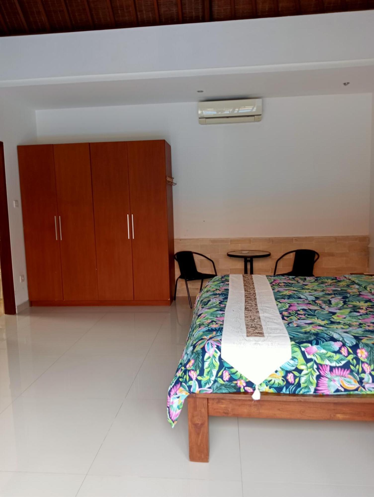 Pondok Indah Villa Ujung Экстерьер фото