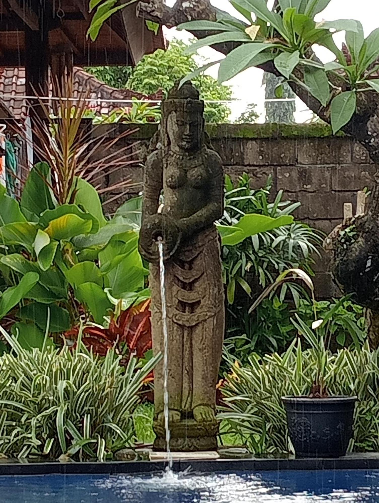 Pondok Indah Villa Ujung Экстерьер фото